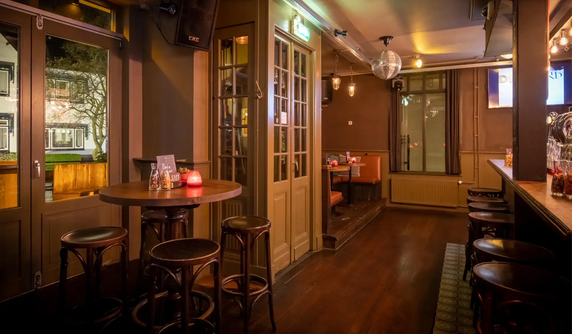 Bar huren voor feest in Wijchen bij Café de Arend